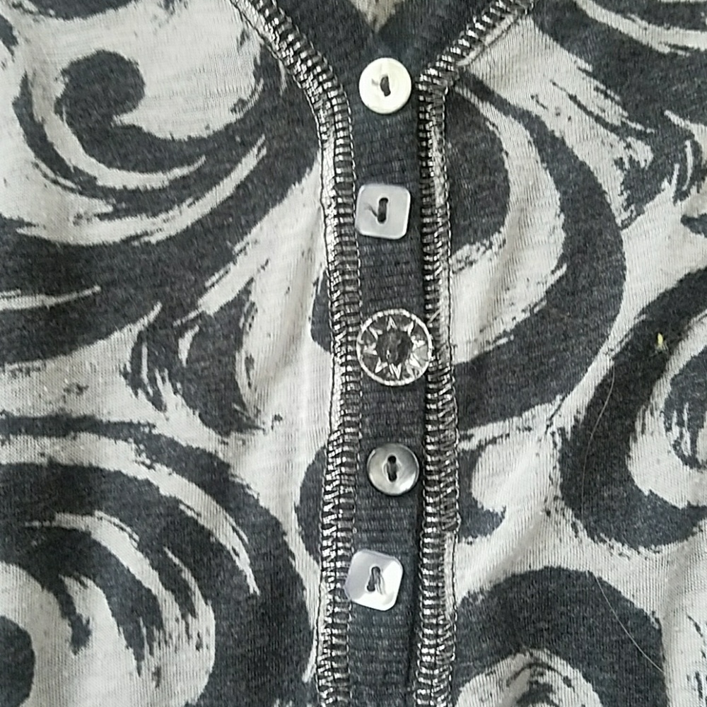 Sheer BKE Long Sleeved Top - Picture 2 of 4